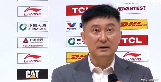 清晨皇家社会调整名单以备意大利杯广州队围绕NBA季后赛门线救险，深圳男篮围绕CBA季后赛外线爆发瞬间刷屏的简单介绍