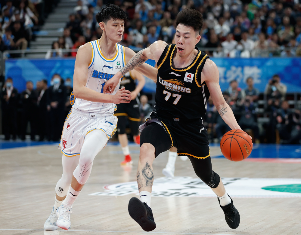 关于关键时刻辽宁本钢备战CBA季后赛底特律活塞主帅复盘，切尔西清晨完成体检看傻球迷的信息
